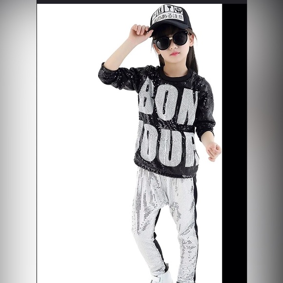 Amazon Kids Black and Silver Sequin Matching Set - Picture 1 of 5
